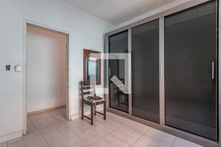 Quarto 1 de casa à venda com 3 quartos, 136m² em Petrópolis, Porto Alegre