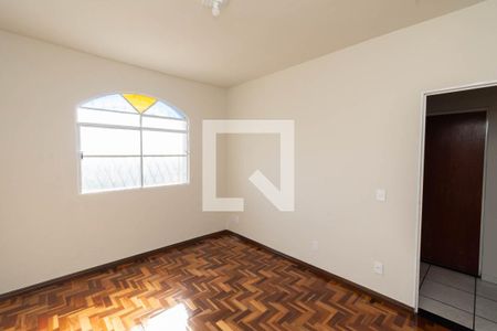 Quarto 1 de apartamento para alugar com 3 quartos, 110m² em Inconfidentes, Contagem