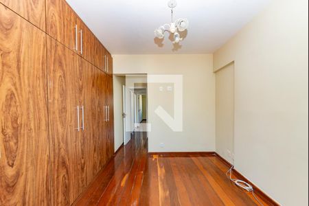 Suíte de apartamento à venda com 3 quartos, 100m² em Santo Antônio, Belo Horizonte