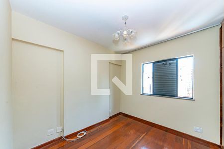 Suíte de apartamento à venda com 3 quartos, 100m² em Santo Antônio, Belo Horizonte