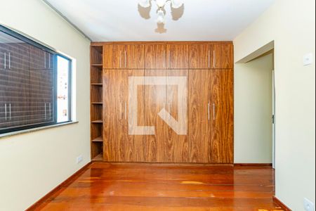 Suíte de apartamento à venda com 3 quartos, 100m² em Santo Antônio, Belo Horizonte