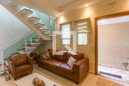 Sala  de casa à venda com 3 quartos, 180m² em Vila Nogueira, Diadema