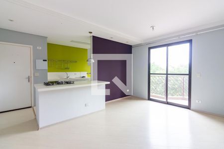 Sala  de apartamento para alugar com 2 quartos, 62m² em Quitaúna, Osasco