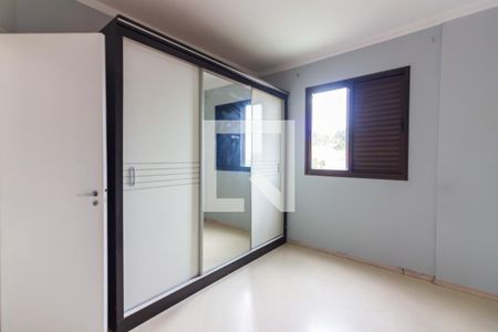 Quarto 1 de apartamento para alugar com 2 quartos, 62m² em Quitaúna, Osasco