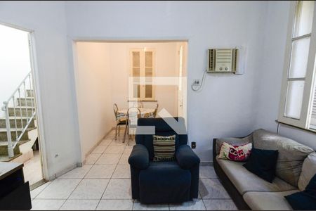 Sala 1 de casa à venda com 6 quartos, 143m² em Rio Comprido, Rio de Janeiro