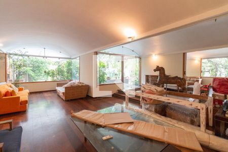 Sala de casa à venda com 4 quartos, 550m² em Butantã, São Paulo