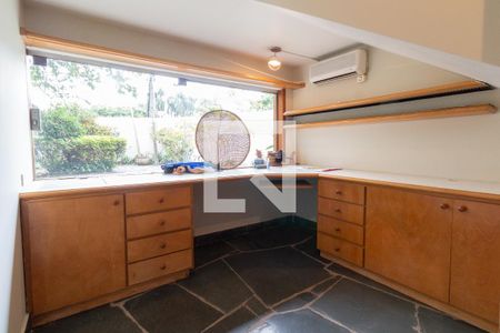 Escritório de casa à venda com 4 quartos, 550m² em Butantã, São Paulo