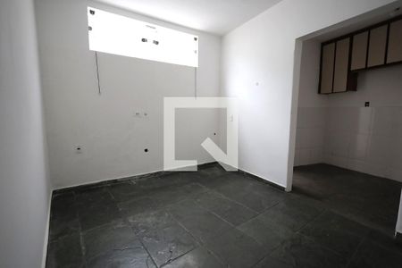 Casa para alugar com 3 quartos, 256m² em Vila Vitória, Santo André