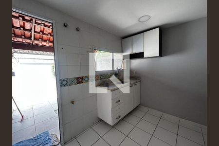 Casa à venda com 2 quartos, 62m² em Vargem Pequena, Rio de Janeiro