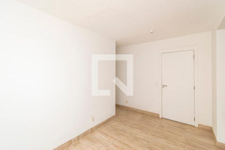 Sala de apartamento para alugar com 2 quartos, 48m² em Parada de Lucas, Rio de Janeiro