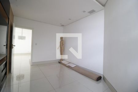 Quarto 1 de casa para alugar com 4 quartos, 240m² em Jardim Karaíba, Uberlândia