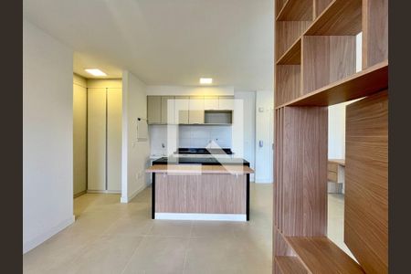 Sala/Quarto de apartamento para alugar com 1 quarto, 55m² em Centro, Campinas