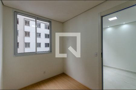 Quarto 1 de apartamento para alugar com 2 quartos, 39m² em Piqueri, São Paulo