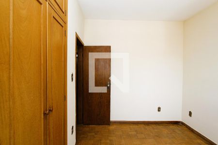 Quarto 2 de apartamento para alugar com 2 quartos, 100m² em Calafate, Belo Horizonte