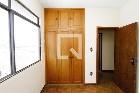 Quarto 2 de apartamento para alugar com 2 quartos, 100m² em Calafate, Belo Horizonte