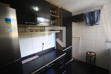 Cozinha de apartamento à venda com 2 quartos, 46m² em Camargos, Belo Horizonte