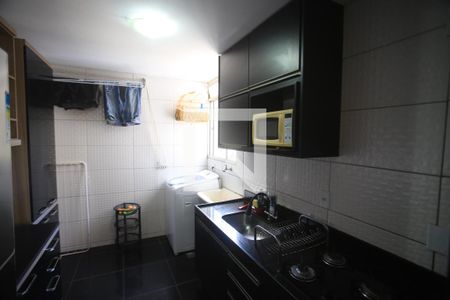 Cozinha de apartamento à venda com 2 quartos, 46m² em Camargos, Belo Horizonte