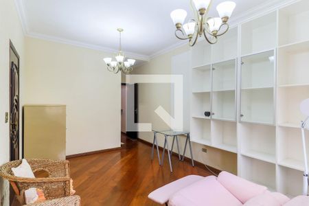 Sala  de casa para alugar com 3 quartos, 220m² em Chácara Monte Alegre, São Paulo