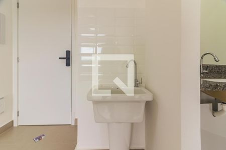 Sala e Cozinha e Lavanderia de apartamento para alugar com 1 quarto, 31m² em Butantã, São Paulo