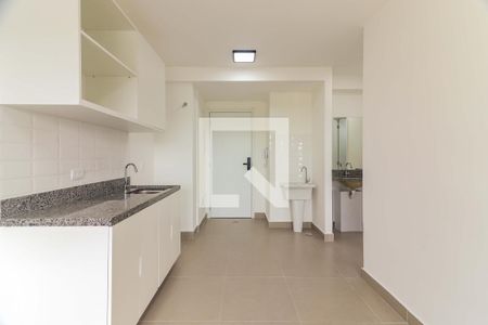 Sala e Cozinha e Lavanderia de apartamento para alugar com 1 quarto, 31m² em Butantã, São Paulo