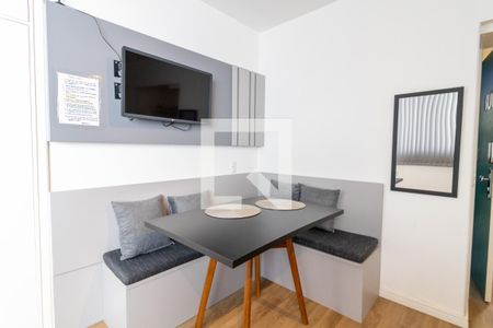 Sala/Quarto de kitnet/studio para alugar com 1 quarto, 30m² em Centro Histórico, Porto Alegre
