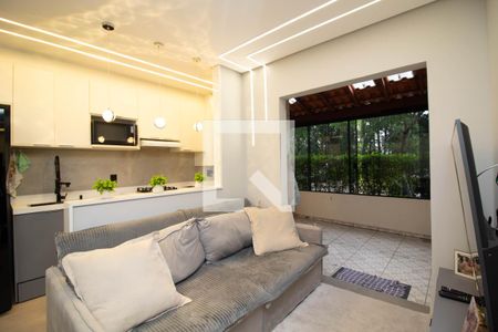 Sala/Cozinha de apartamento para alugar com 3 quartos, 73m² em Jardim Cocaia, Guarulhos