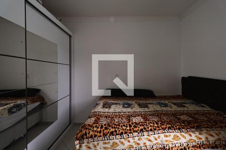 Suite de apartamento à venda com 2 quartos, 64m² em Pinheirinho, Santo André