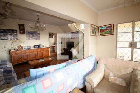 Casa à venda com 3 quartos, 250m² em Pinheiros, São Paulo