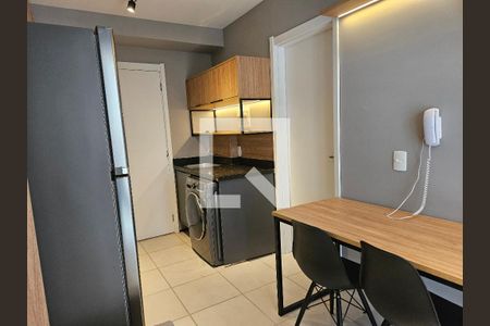 Sala/Cozinha de kitnet/studio para alugar com 1 quarto, 26m² em Jardim Caravelas, São Paulo