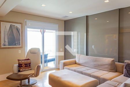 Sala de TV de apartamento à venda com 4 quartos, 255m² em Perdizes, São Paulo