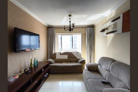 Sala de apartamento para alugar com 3 quartos, 77m² em Vila Firmiano Pinto, São Paulo