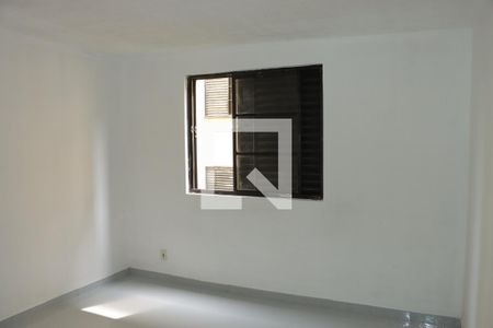 Quarto 2 de apartamento para alugar com 2 quartos, 47m² em Parque Jane, Embu das Artes