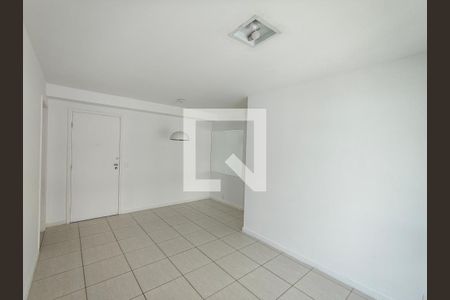 Sala de apartamento à venda com 2 quartos, 65m² em Barra da Tijuca, Rio de Janeiro
