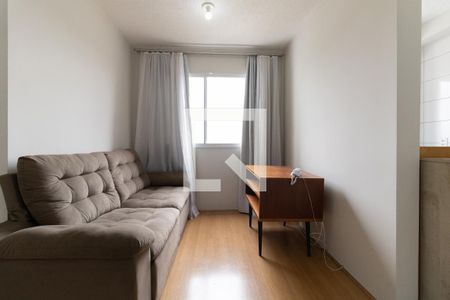 Sala de apartamento para alugar com 2 quartos, 40m² em Jardim Santa Emilia, São Paulo