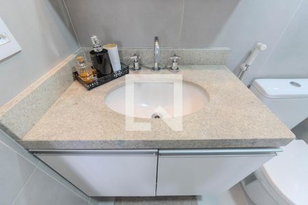 Banheiro de apartamento para alugar com 1 quarto, 70m² em Consolação, São Paulo