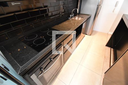 Sala/Cozinha de apartamento para alugar com 1 quarto, 45m² em Campina do Siqueira, Curitiba