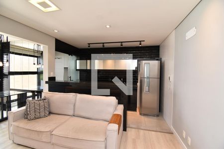 Sala e Cozinha de apartamento para alugar com 1 quarto, 45m² em Campina do Siqueira, Curitiba