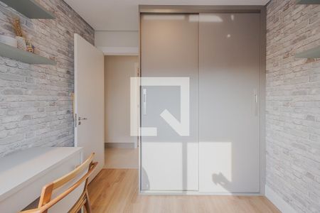 Quarto de apartamento à venda com 2 quartos, 69m² em Pinheiros, São Paulo