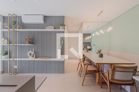 Sala de apartamento à venda com 2 quartos, 69m² em Pinheiros, São Paulo