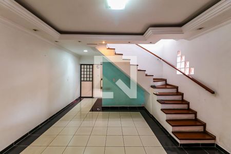 Sala de casa para alugar com 2 quartos, 175m² em Parque Ipe, São Paulo