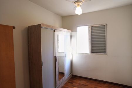 Quarto de apartamento à venda com 2 quartos, 55m² em Sagrada Família, Belo Horizonte