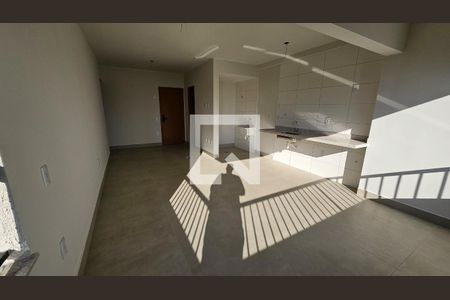 Sala de apartamento para alugar com 2 quartos, 75m² em Setor Pedro Ludovico, Goiânia