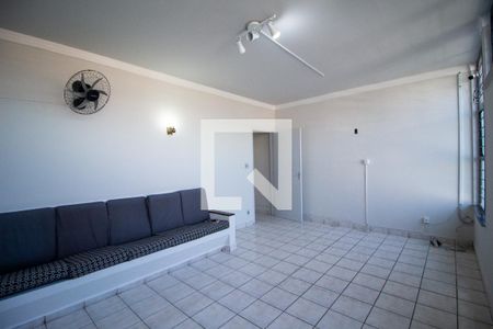 Sala  de casa para alugar com 3 quartos, 330m² em Jardim Santa Rosália, Sorocaba
