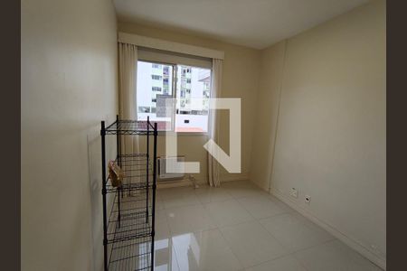 Quarto 1 de apartamento para alugar com 2 quartos, 71m² em Freguesia (jacarepaguá), Rio de Janeiro