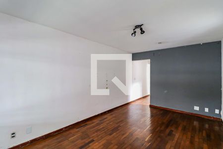 Casa à venda com 3 quartos, 123m² em Ferreira, São Paulo