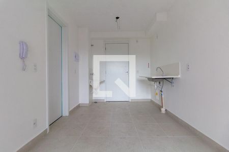 Sala/Cozinha de kitnet/studio para alugar com 1 quarto, 27m² em Penha de França, São Paulo