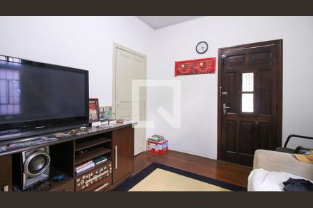 Casa à venda com 3 quartos, 100m² em Vila Lucia, São Paulo