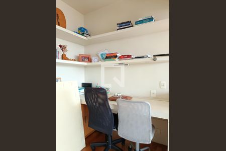 Escritório de apartamento à venda com 2 quartos, 126m² em Sumarezinho, São Paulo