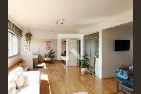 Sala de estar de apartamento à venda com 2 quartos, 126m² em Sumarezinho, São Paulo
