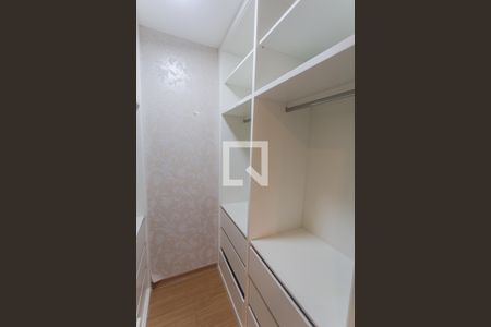 Closet da Suíte de apartamento para alugar com 3 quartos, 82m² em Ipiranga, Belo Horizonte